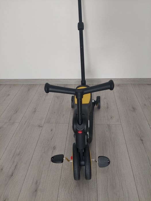 Trotineta pentru copii 5 in 1, transformabila in tricicleta si bicicle