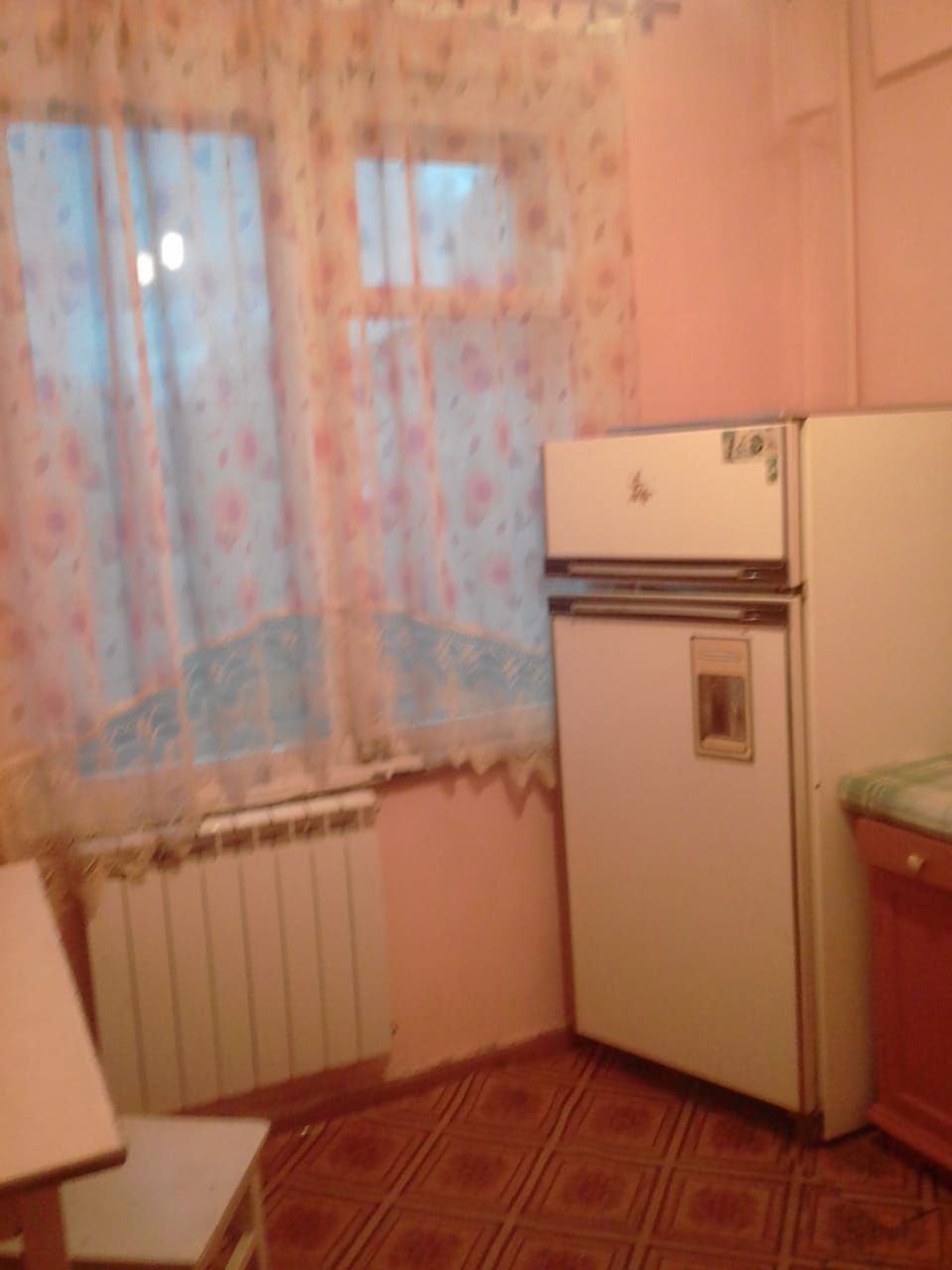 2-комнатную на 7 районе  и в.5 микр, без ком услуг в  г. Ридде