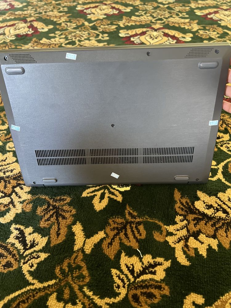 Lenovo idea pad 3 cor i7
