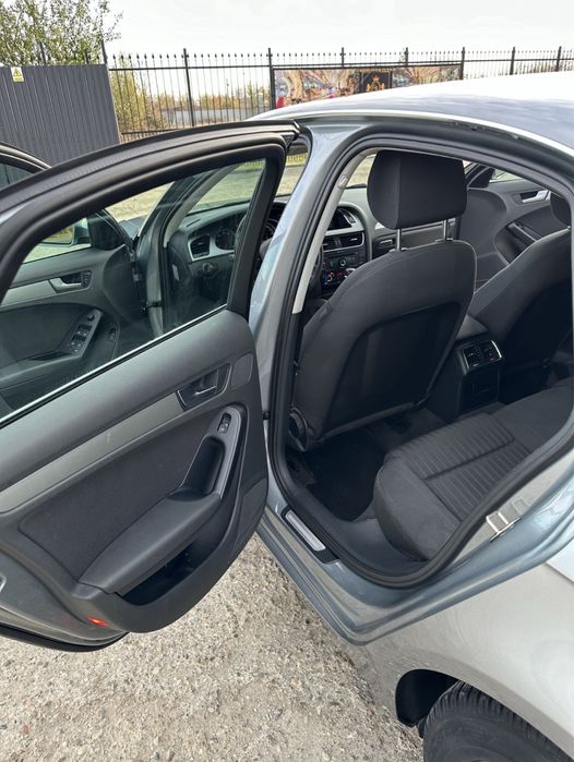 Vand Audi A4 B8 1.8 T Benzina Adusa recent