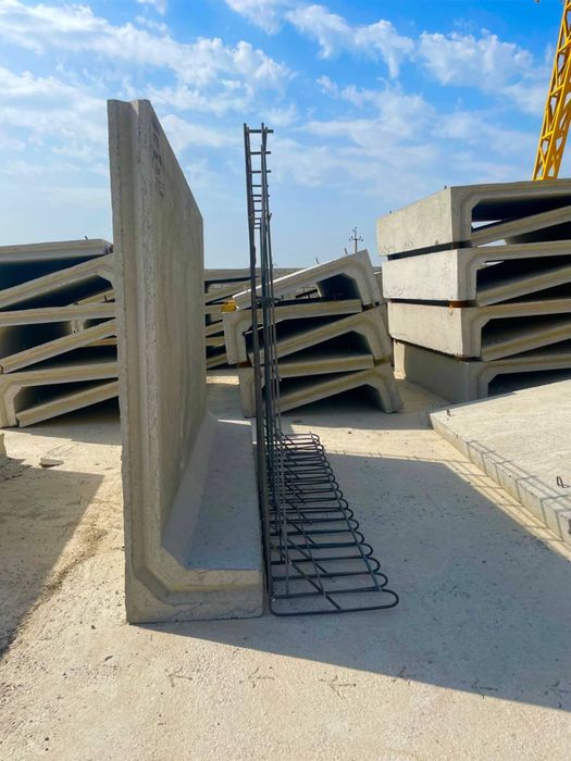 Г образни блок 1.5 метр ва 2метрлик эни 3метр.