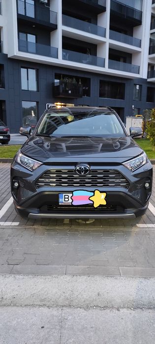 Vând Toyota RAV-4, octombrie 2023, 19.100 km, garanție până în 2029