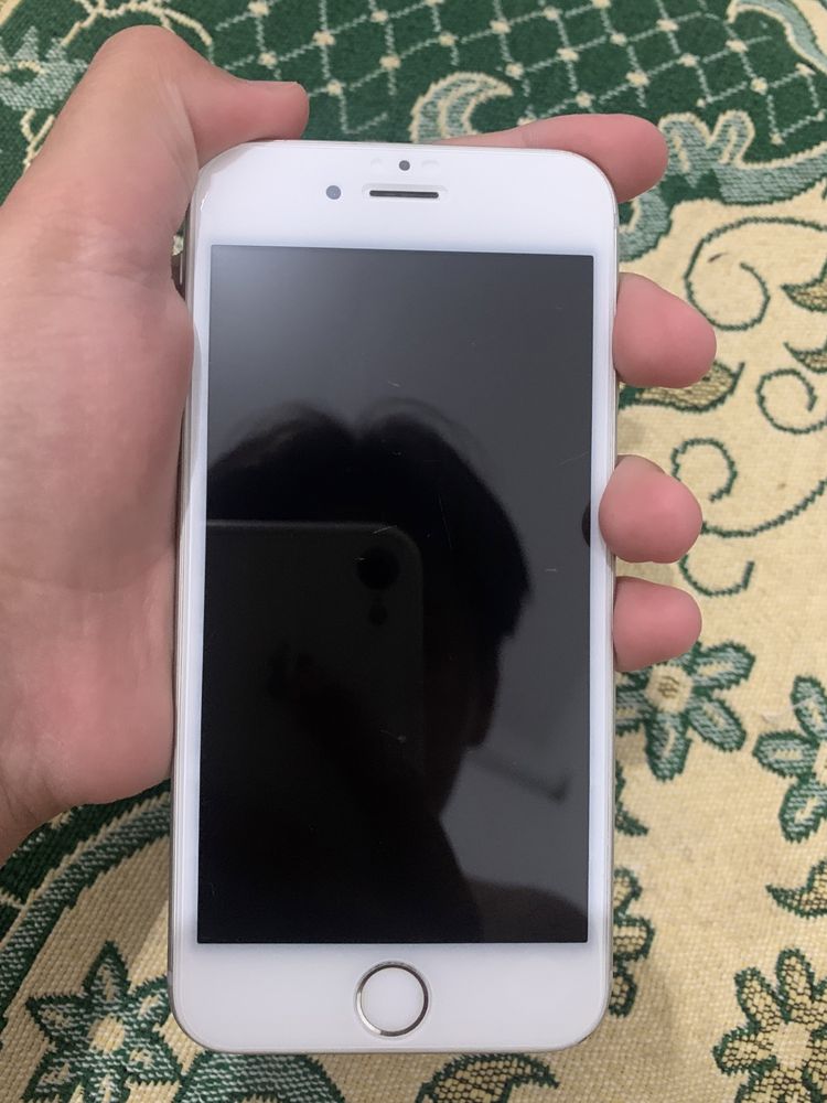 iPhone 6s сатылады