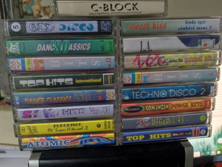 50 de Casete audio cu selecții și albume integrale ,disco 80 și dance