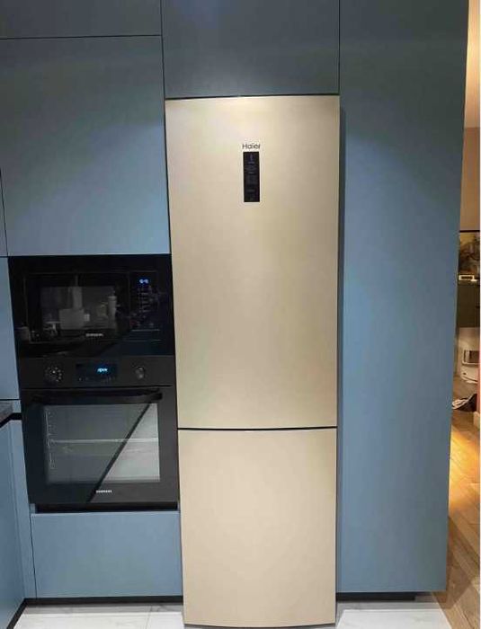 Холодильник Haier C2F637CGG