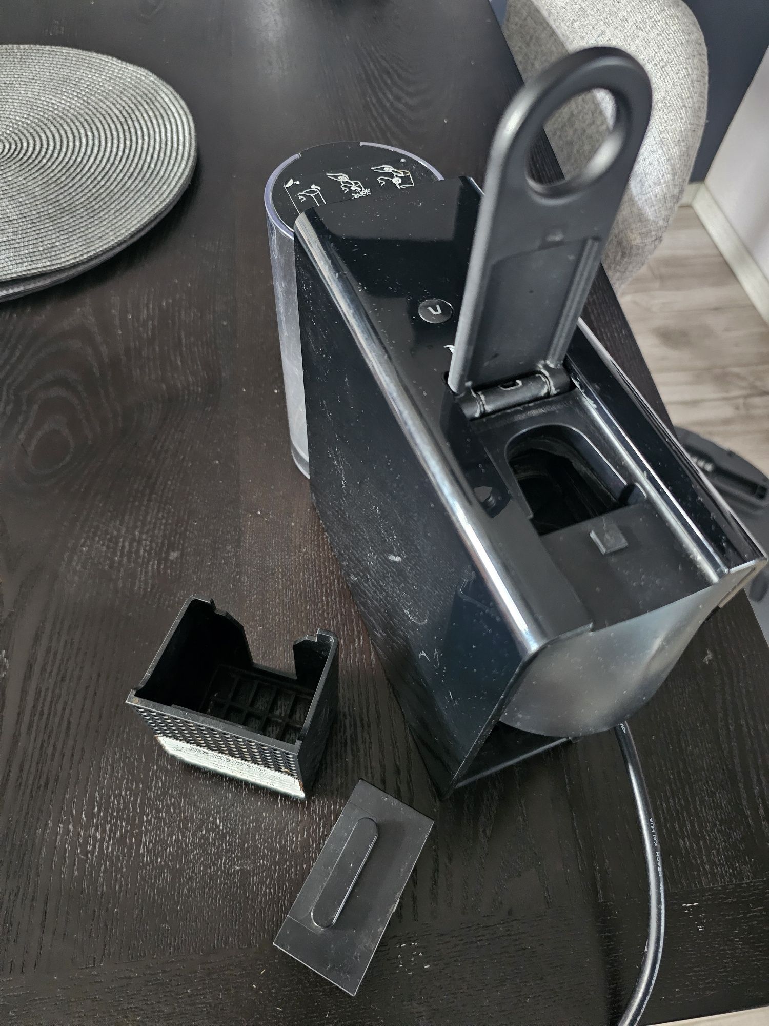 Кафемашина с капсули Nespresso Essenza Mini, 19 bar, 1260W