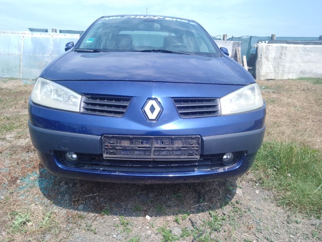 Dezmembrez Renault Megane Berlină  2 1.6 16V