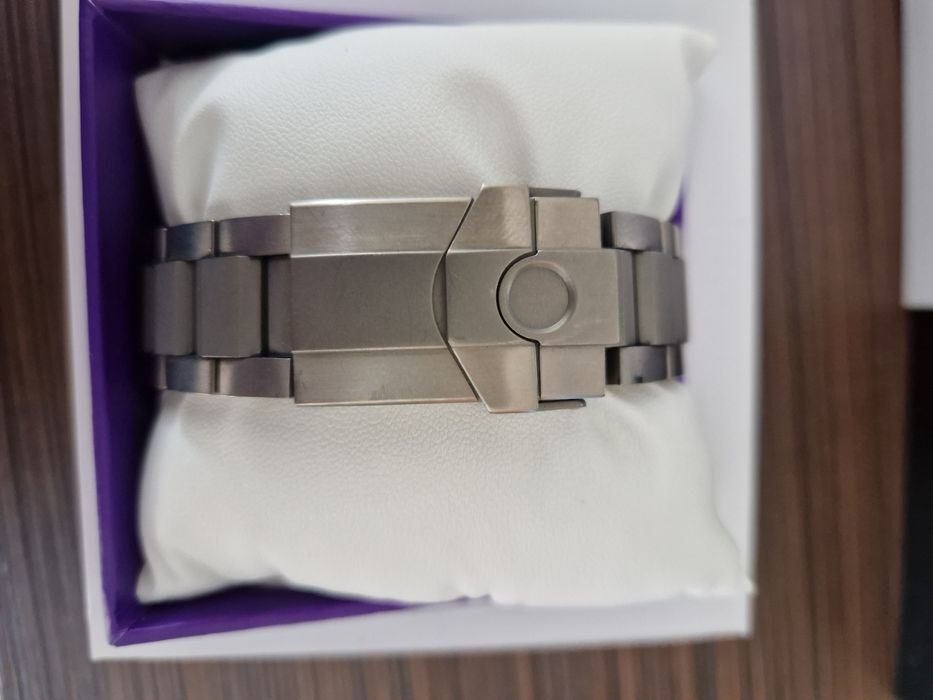 Швейцарски Часовник.Movado