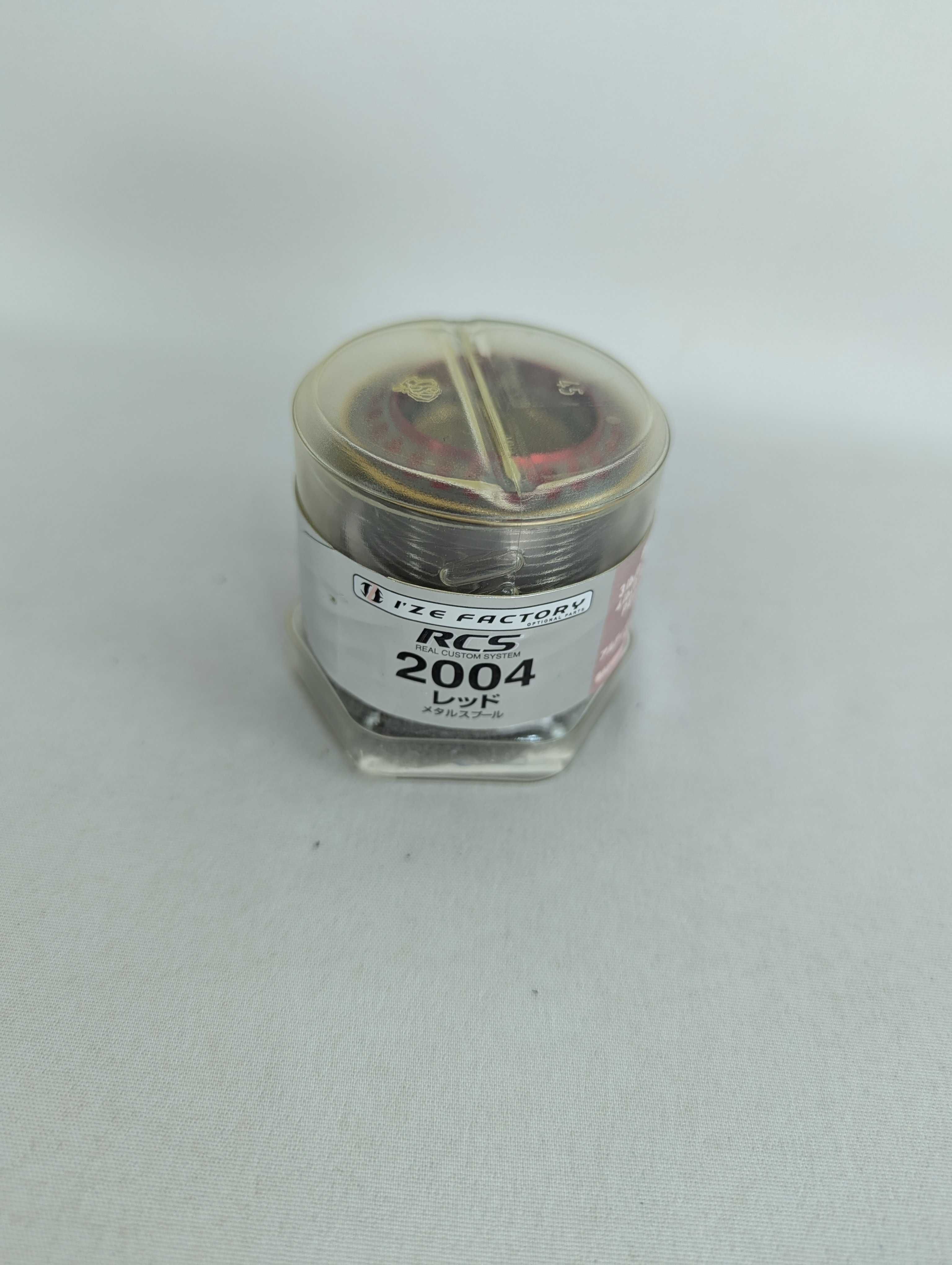 Червена RCS шпула в размер 2004