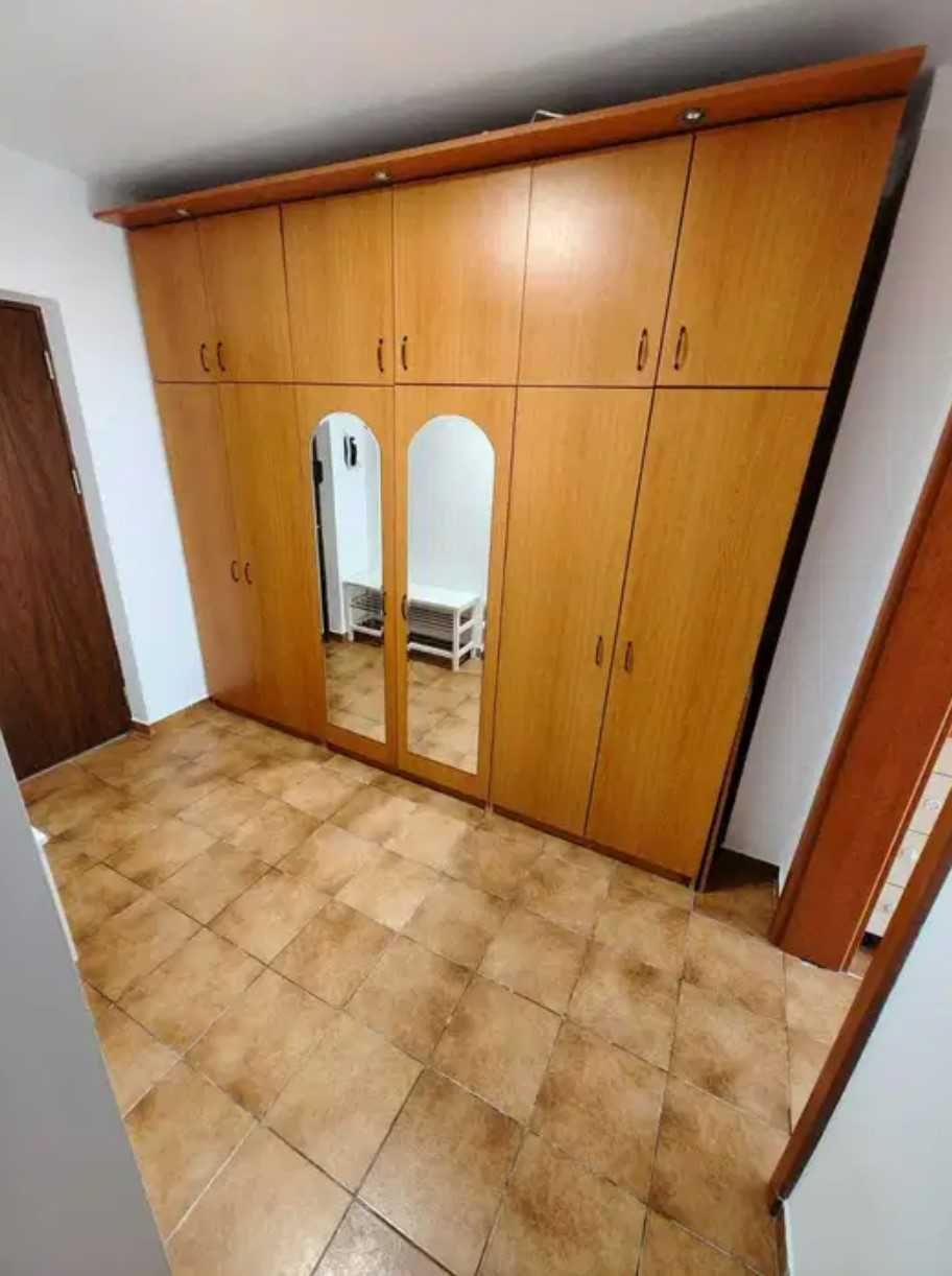 Proprietar inchiriez apartament 2 camere strada Turda