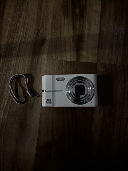 Дигитална Ретро Камера/ Фотоапарат