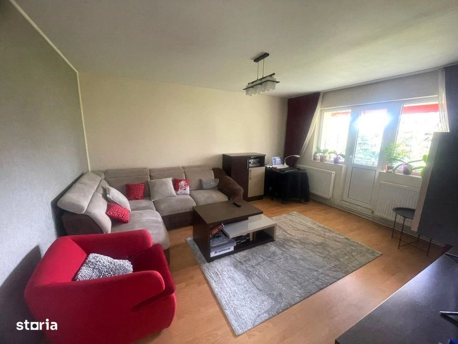 Apartament modern 3 Camere, Etaj 2, Centru