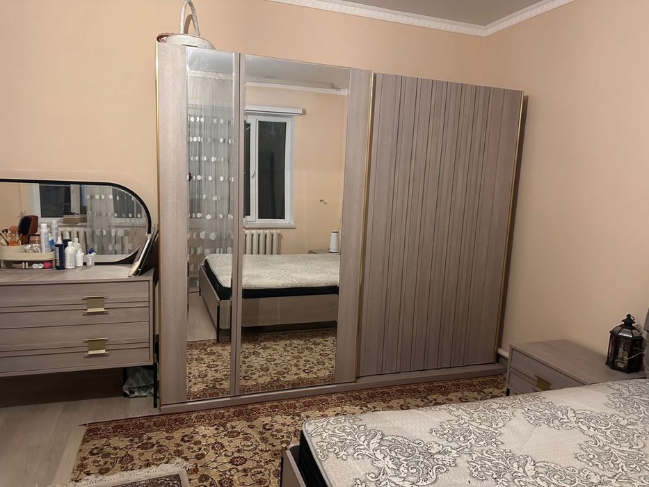 Спальный гарнитур