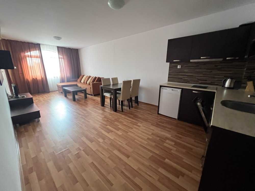 Продава се Двустаен апартамент в к.к. Слънчев бряг - 72 кв.м за 1139 €/кв.м - Снимка #3