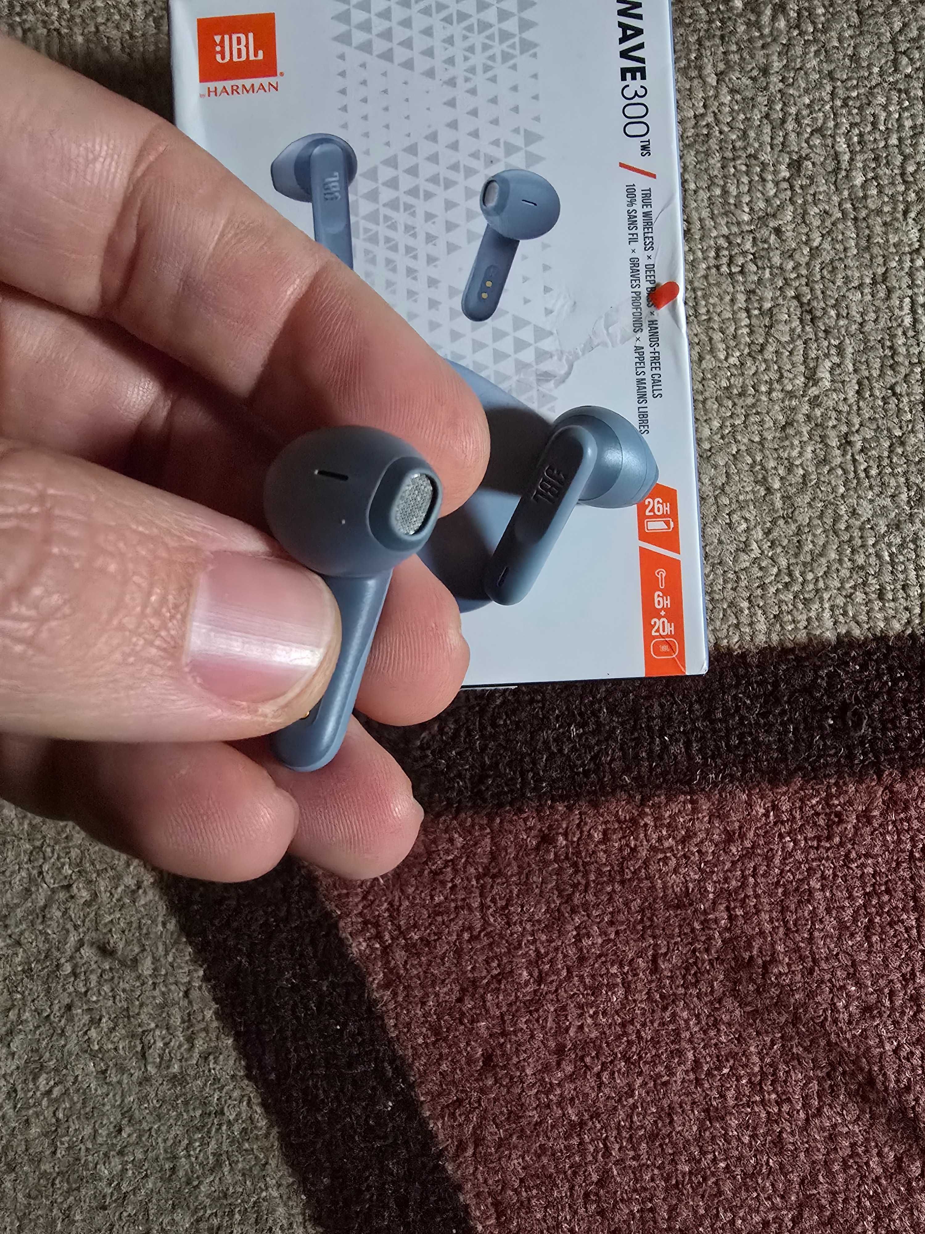Безжични блутуут слушалки JBL Wave 300 TWS Bluetooth