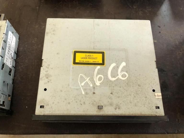 Navigatie mmi 2g Audi A4 (2007-2011) [8K2, B8] 4e0919887m