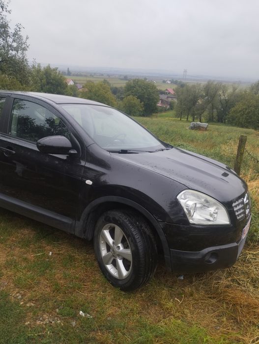 Vand Nissan sau la schimb pe cai