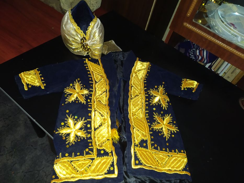 Продаю для тоев иальчика