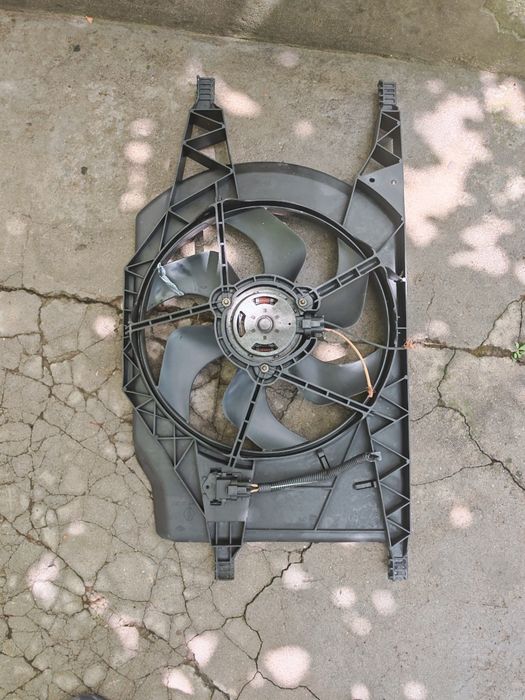 Части за рено лагуна 2 1.9dci