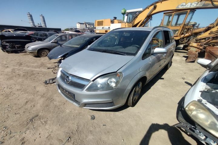 Piese Opel Zafira B