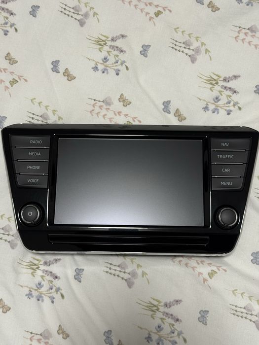 Дисплей мултимедия Skoda Superb 3 8 инча !