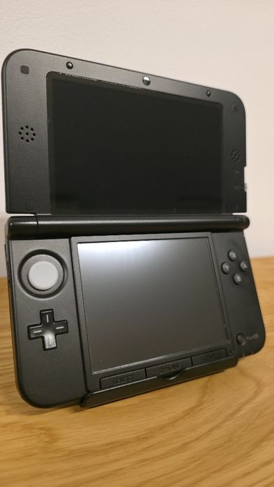 Nintendo 3DS XL, Modat, 440 jocuri, 10 in 1