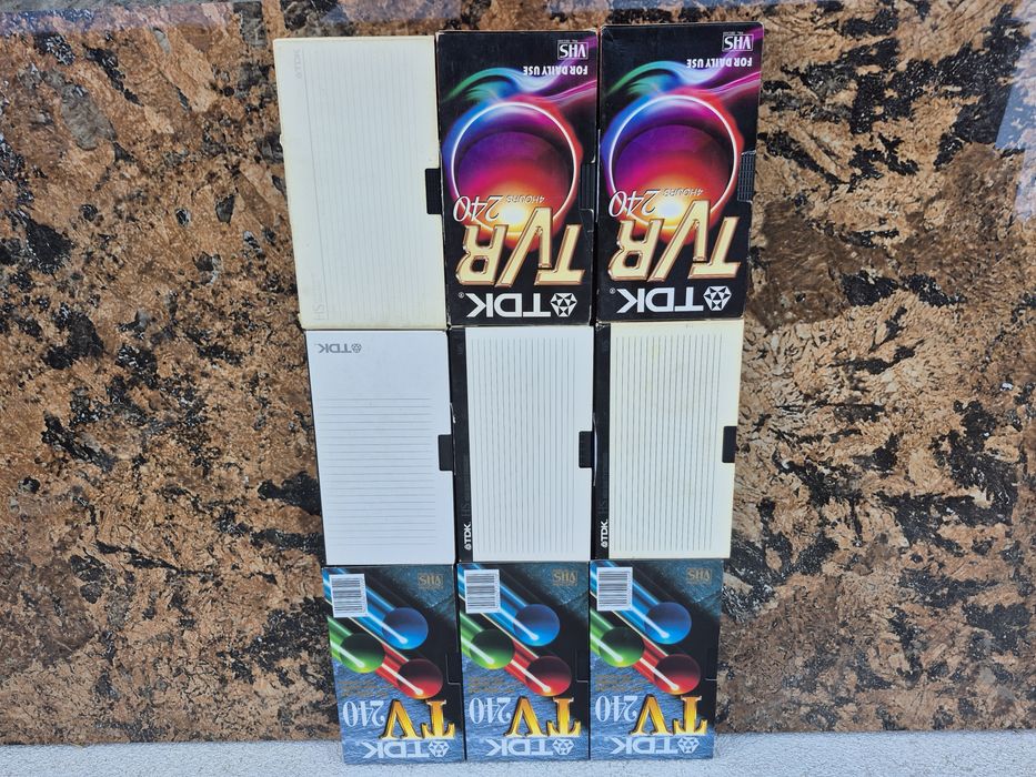 Vând Lot 9 casete vhs Tdk de  240 minute cu filme