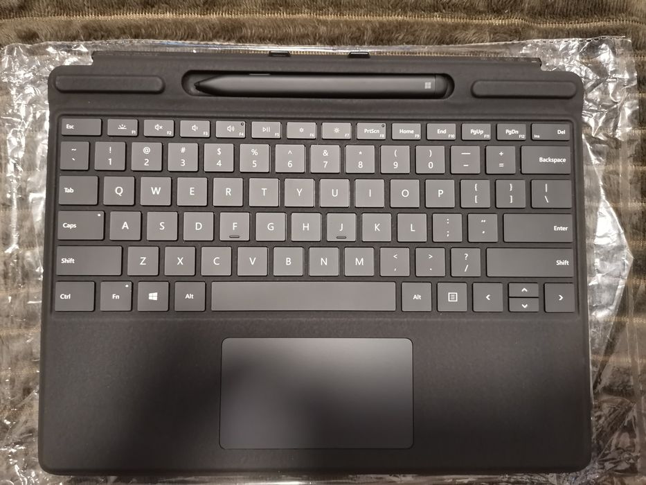 Surface Pro Signature Type Cover