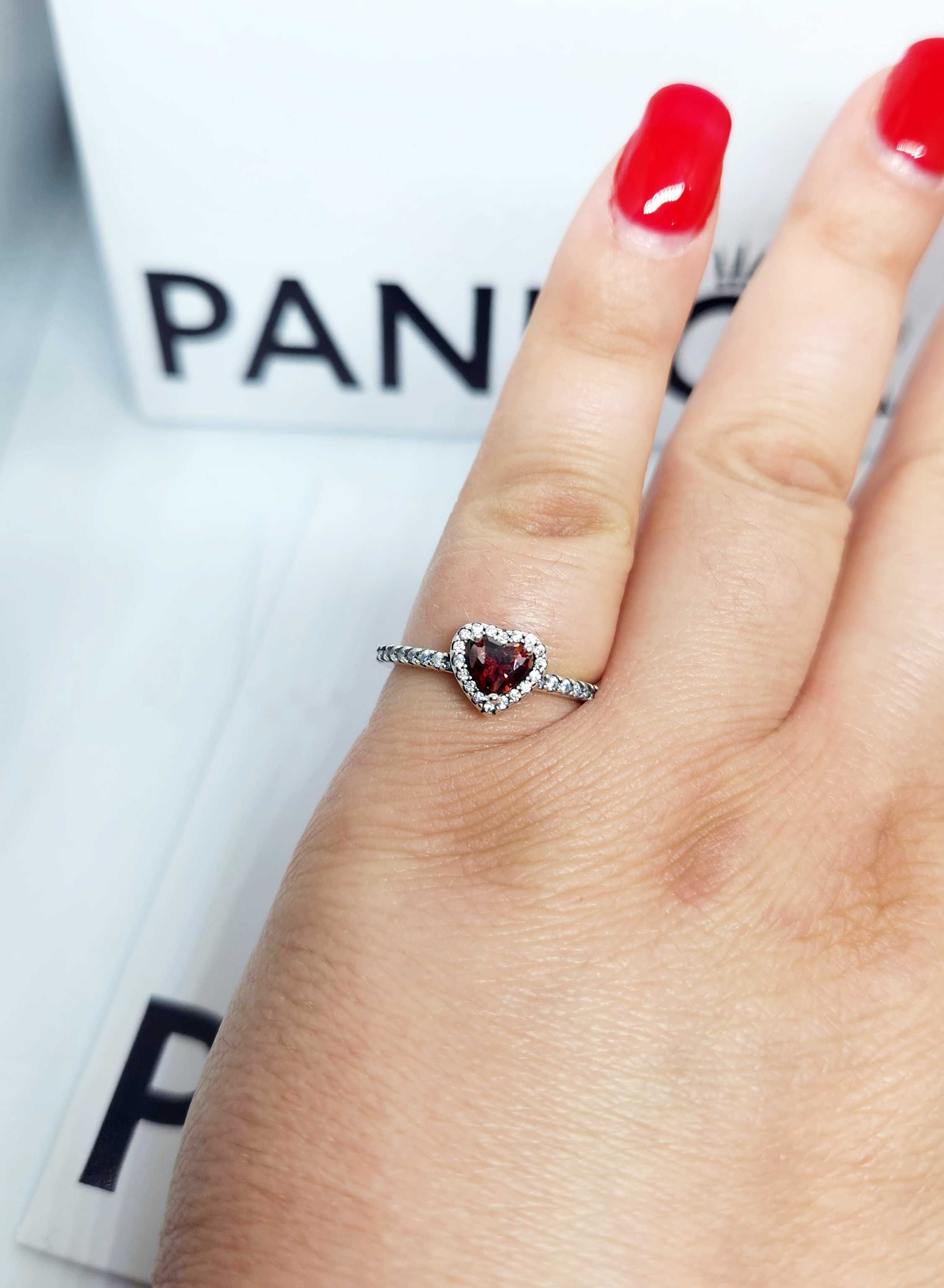 Pandora Пръстен Семейна топлина