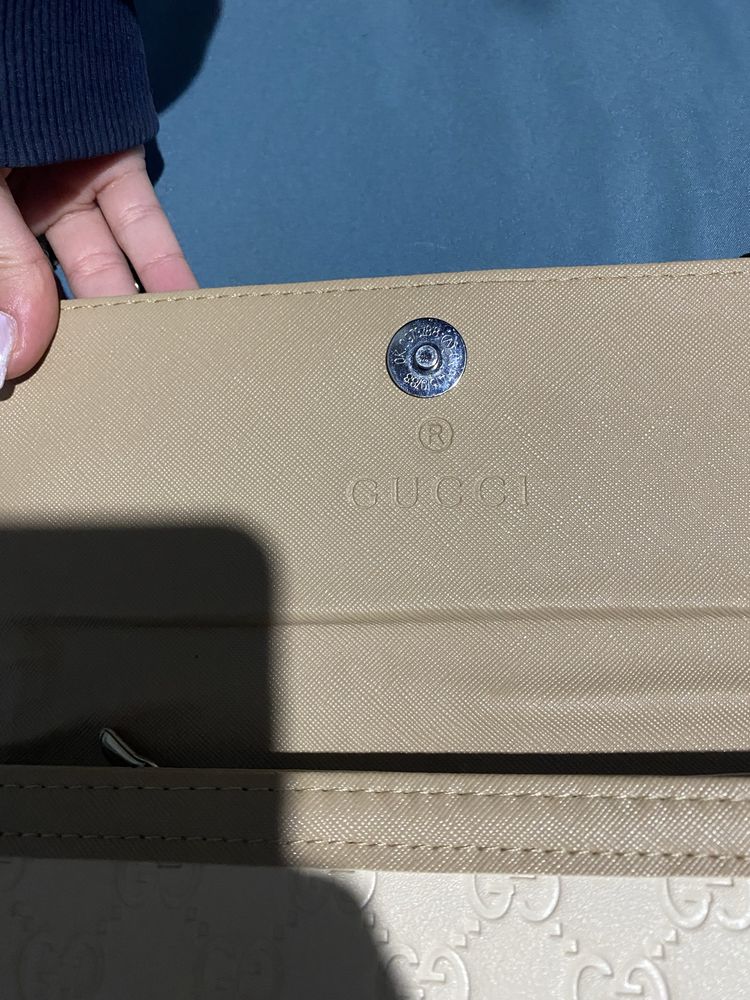 Чанта на Gucci (гучи)