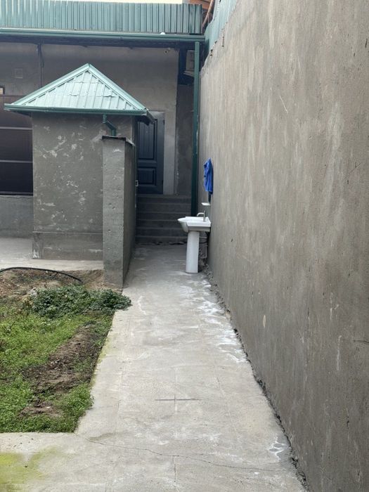 Arendaga hovli uy beriladi yashnabot rayonida