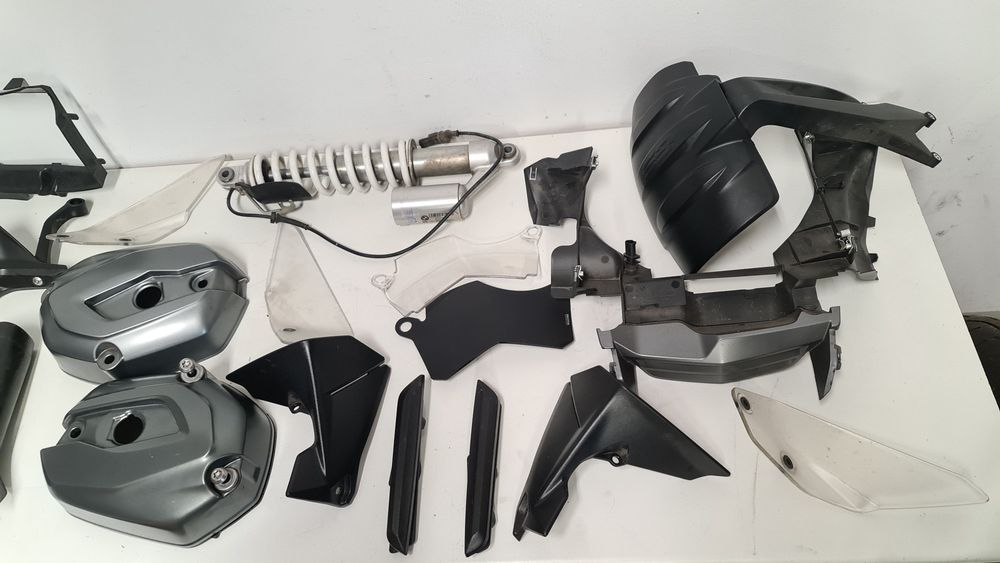 Capac motor BMW R1200GS 2013 2019, stânga dreapta, parbriz / Piese