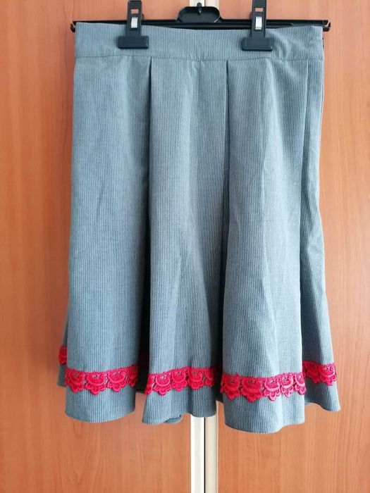 fusta dama marime 38