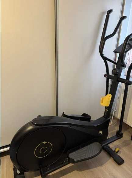 Bicicletă eliptică Domyos 520 – stare foarte bună, ideală pentru acasă