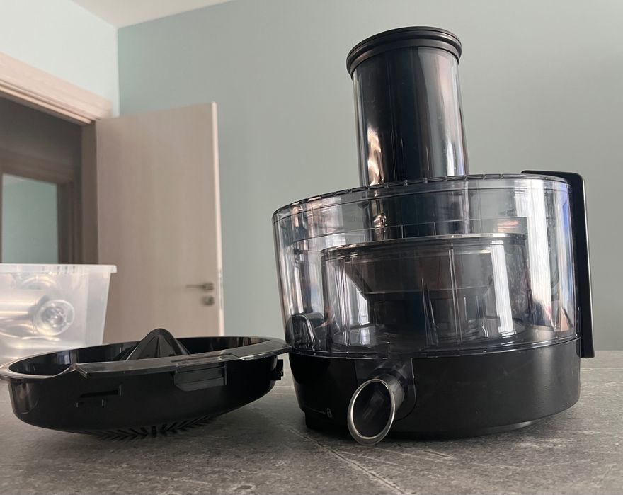 КУХНЕНСКИ РОБОТ PHILIPS HR7778/00 с 13 режима на работа