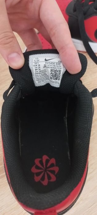 Adidași Nike Court Borough low