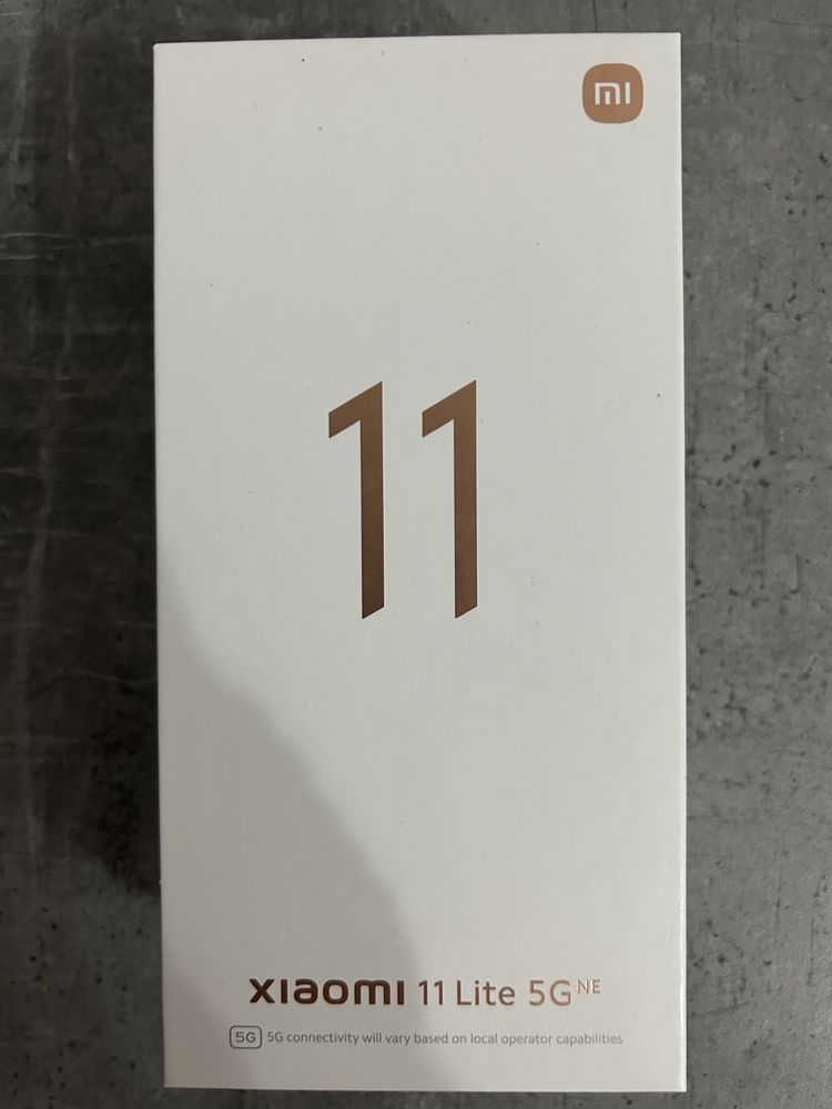 Xiaomi mi 11 lite 5G NE cu încărcător original și 3 huse