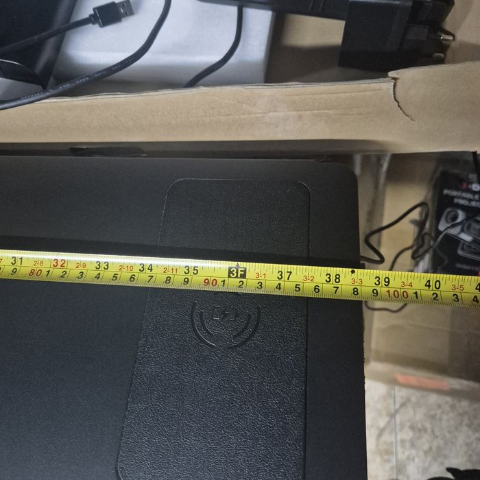 3в1 Стоиказа 2 монитора с 4 USB порта,Безично зарядно 2 чекмеджета