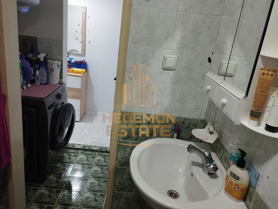 Продава се Двустаен апартамент в Варна, Левски - 53 кв.м за 2321 €/кв.м - Снимка #9