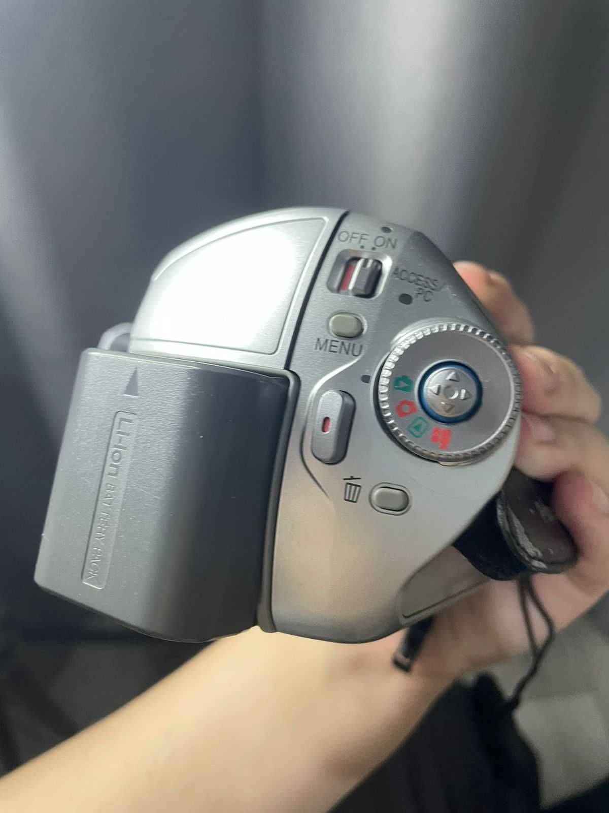 Видеокамера Panasonic
