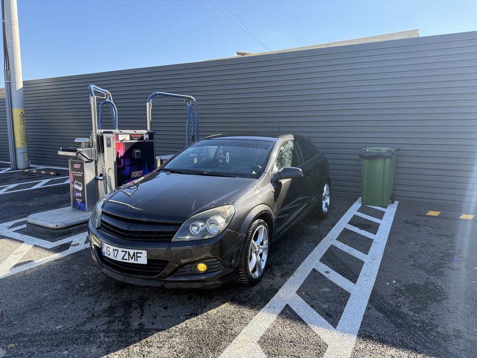 Opel Astra H GTC