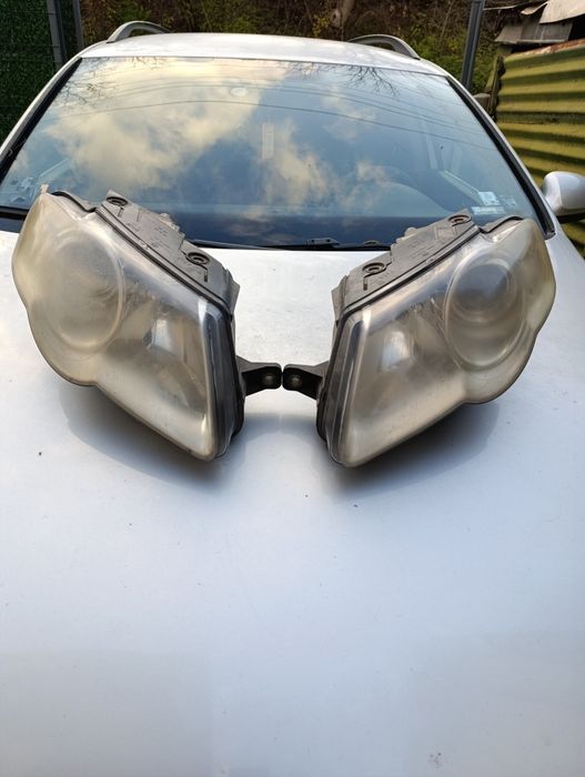 Оригинални фарове за пасат b6