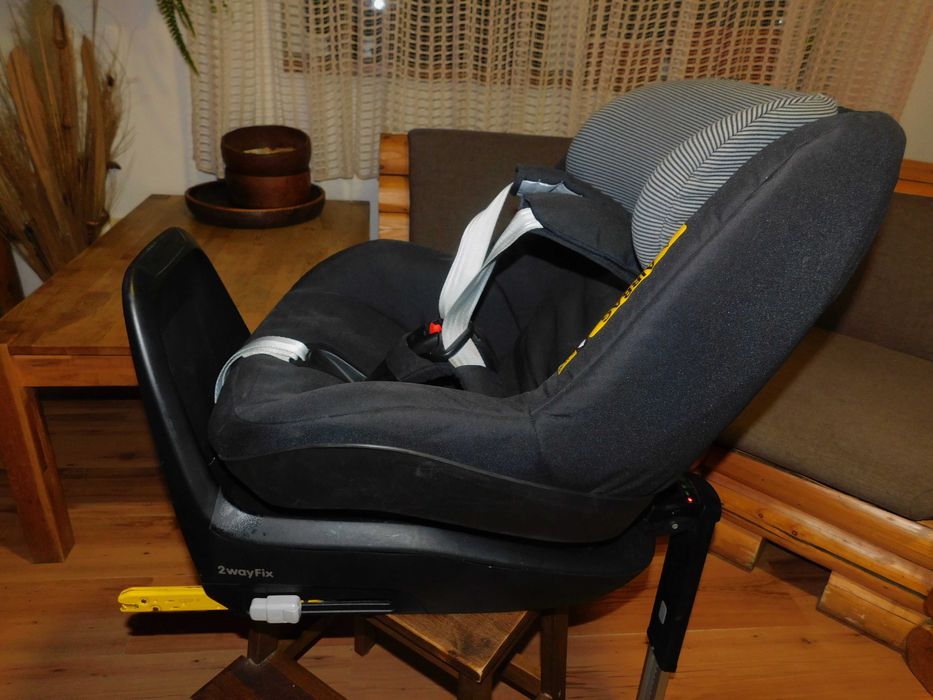 Scaun auto Maxi Cosi * 0-18 Kg + baza Isofix * reversibil