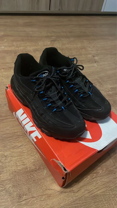 Nike Air Max 95 Black / Blue