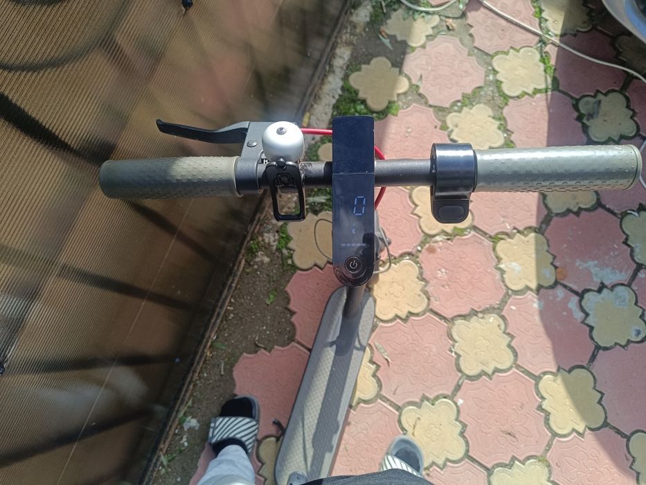 Vand trotineta xiaomy stare buna de functionare