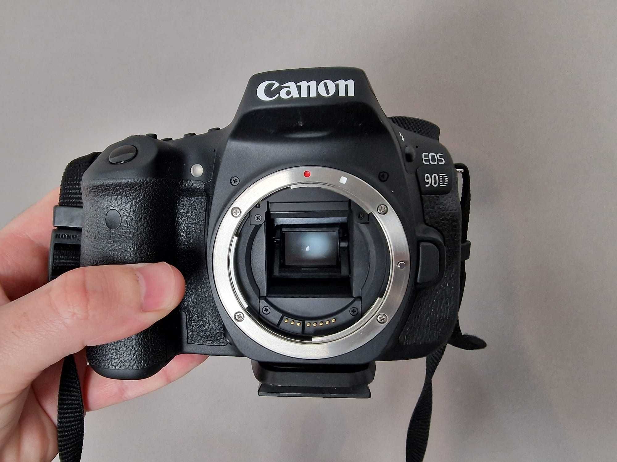 Canon 90D | Body | Garantie pana 24.10.2024
