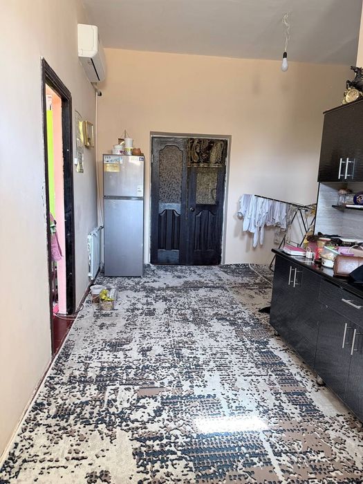 Navbahor tumani 6 sotihli uy sotiladi