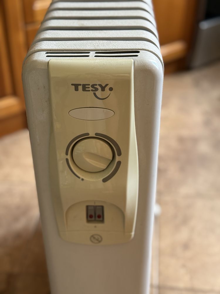 Маслен радиатор Tesy 3000W