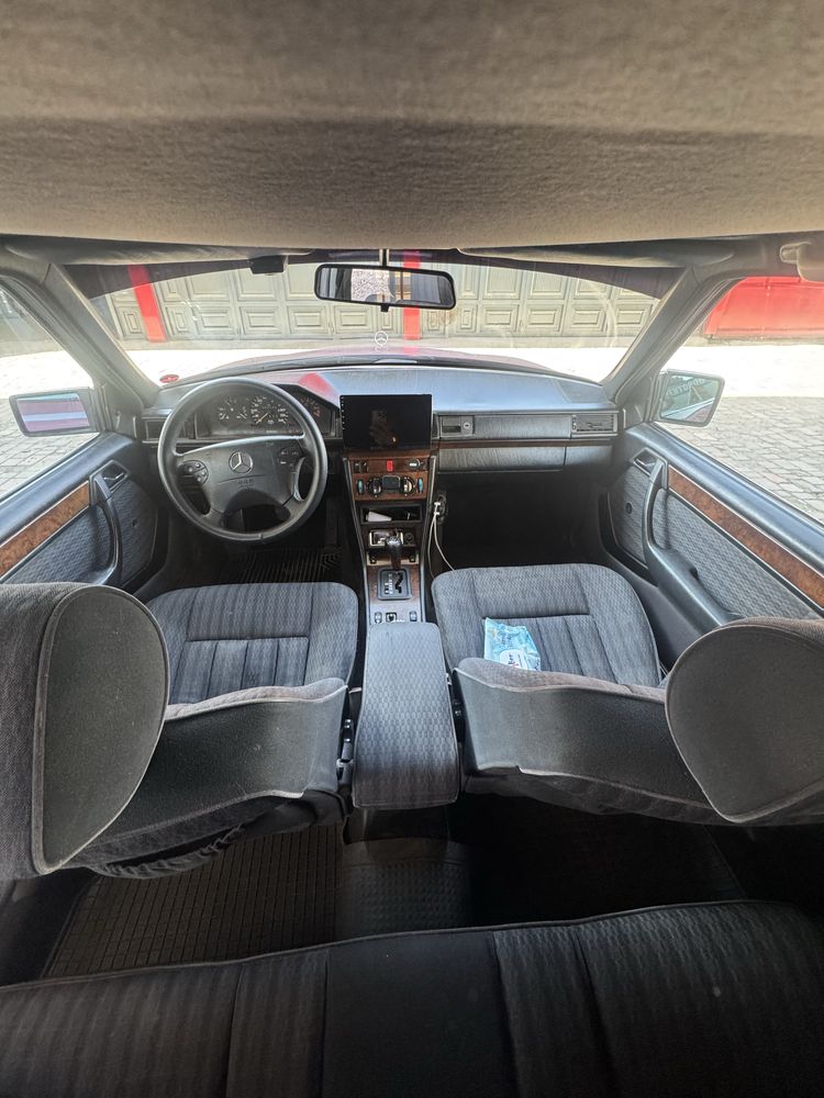 MersedesBenz W124 E 260