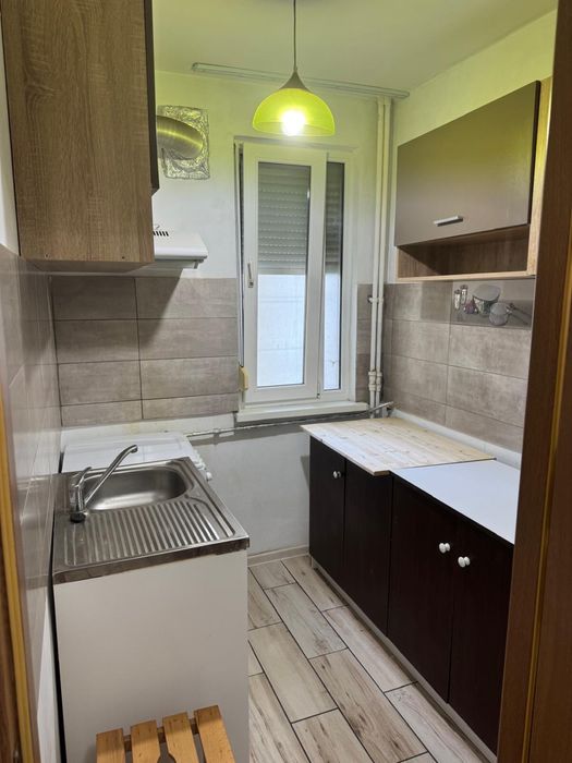 Apartament 2 camere semidecomandat